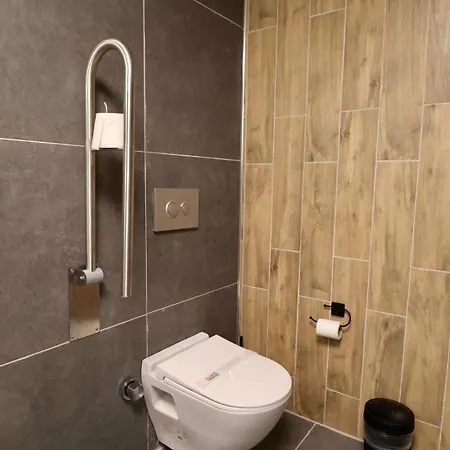 Isbilir Hotel 3*