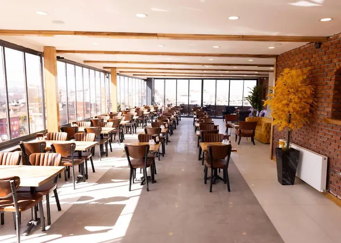 ホテル Isbilir 3*